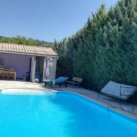 40 M2 4 Couchages Proche Verdon *